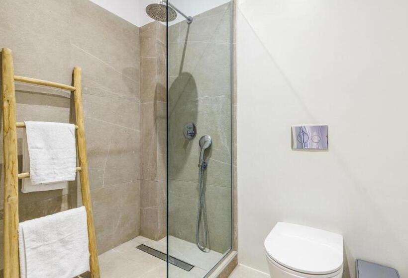 اتاق استاندارد با چشمانداز دریا, Aperitton