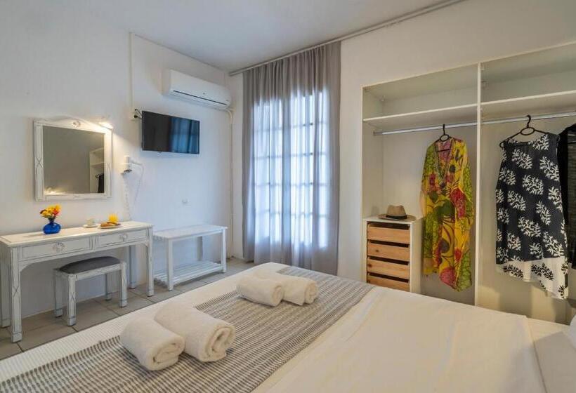 سوئیت جونیور خانوادگی, Aperitton