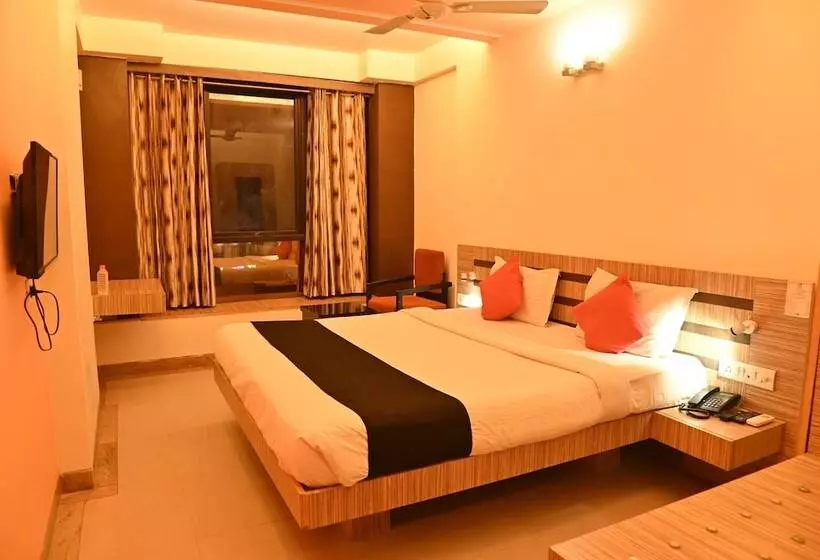 Superior-Zimmer, Apex Intercontinental