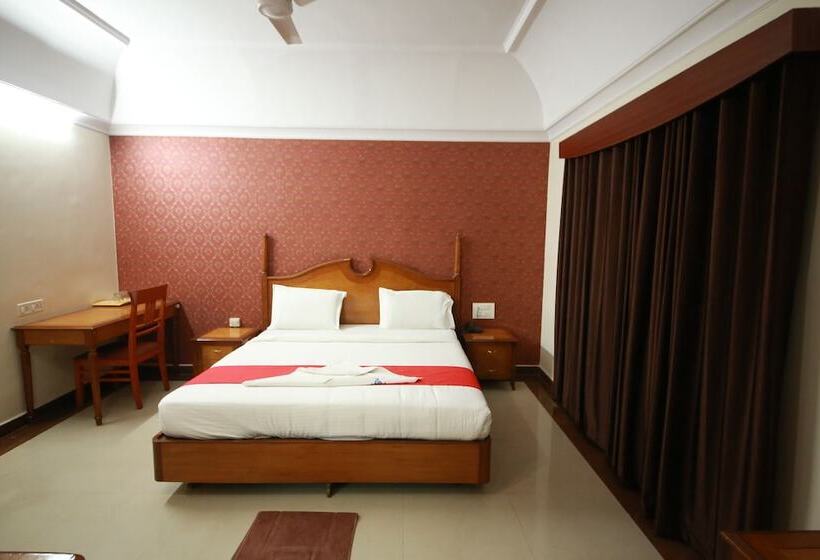 חדר דלוקס, Chetan International