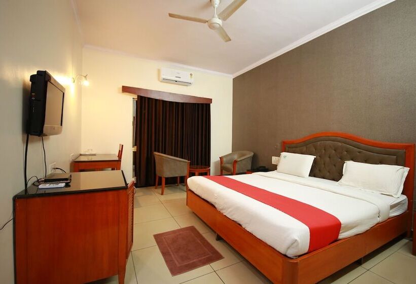 חדר דלוקס, Chetan International