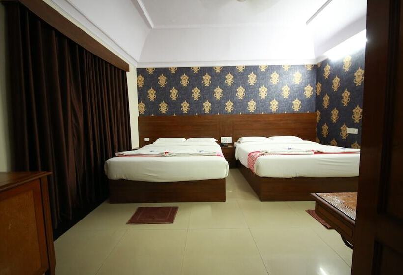 סוויטה משפחתית, Chetan International