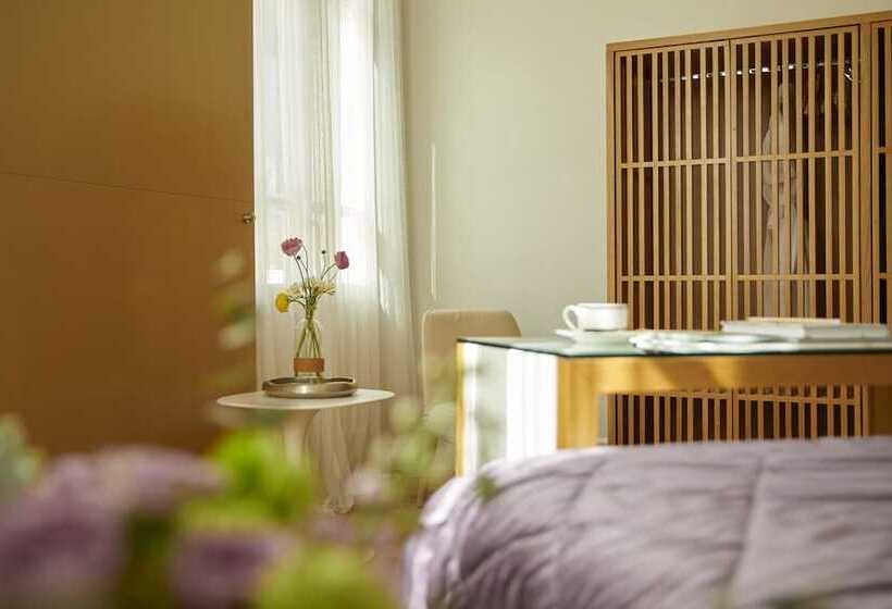 غرفة كلاسيكية, The Excelsior Small Luxury Hotels Of The World