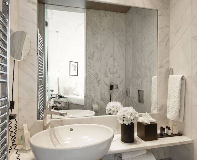 غرفة ديلوكس, The Excelsior Small Luxury Hotels Of The World