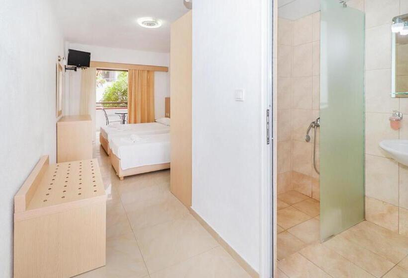 חדר סטנדרט, Hanioti Grand Victoria