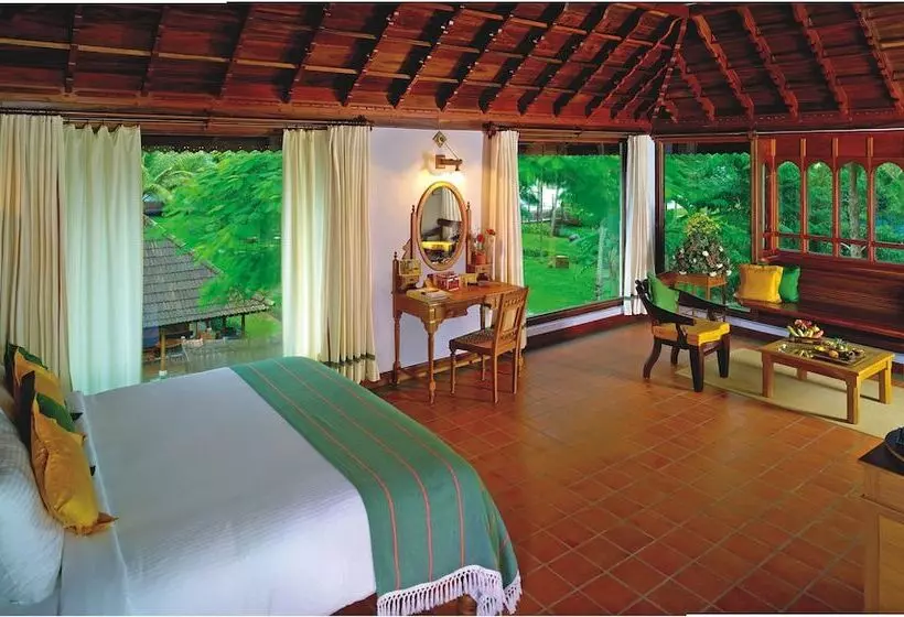 デラックスルーム, Kumarakom Lake Resort