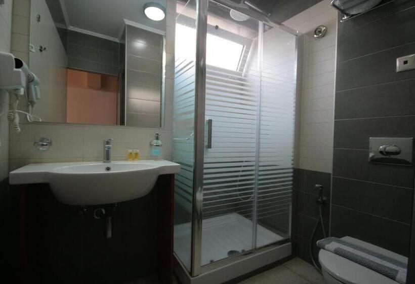 Quarto Estandar, Liberty