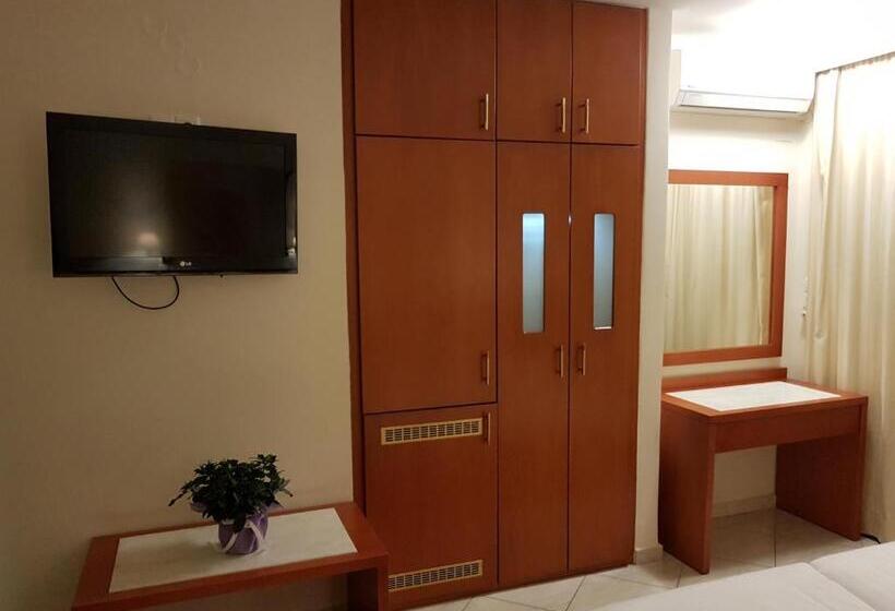 Quarto Triplo Estandar, Liberty