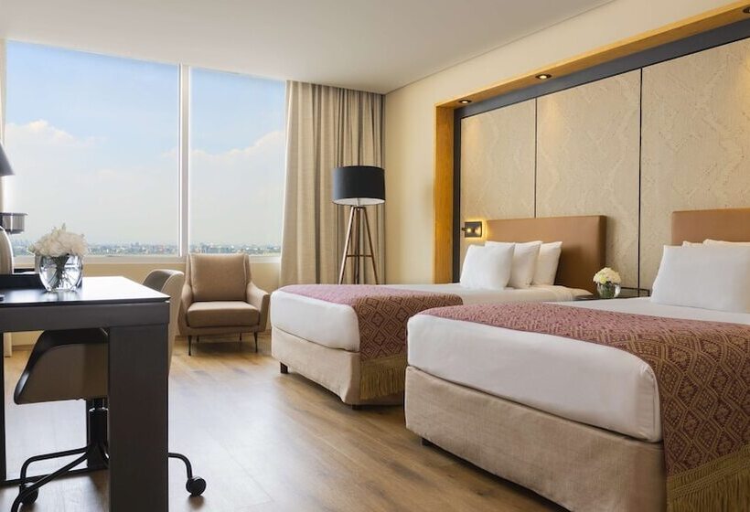 Номер Премиум, NH Collection México City Airport T2