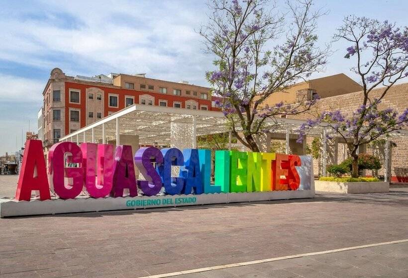 اتاق استاندارد سه نفره, Quality Inn Aguascalientes