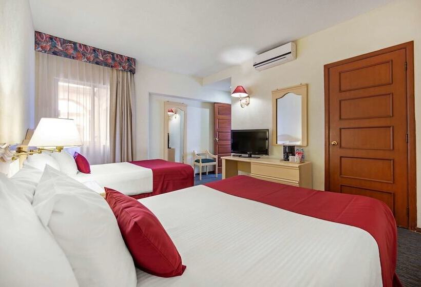 اتاق استاندارد سه نفره, Quality Inn Aguascalientes