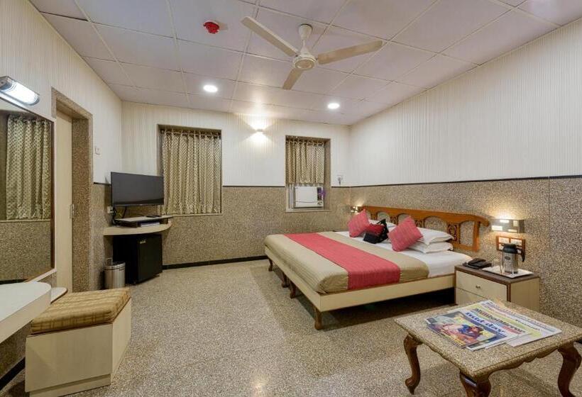 اتاق لوکس, Royal Castle