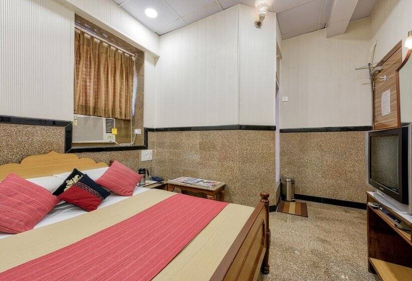 اتاق استاندارد, Royal Castle