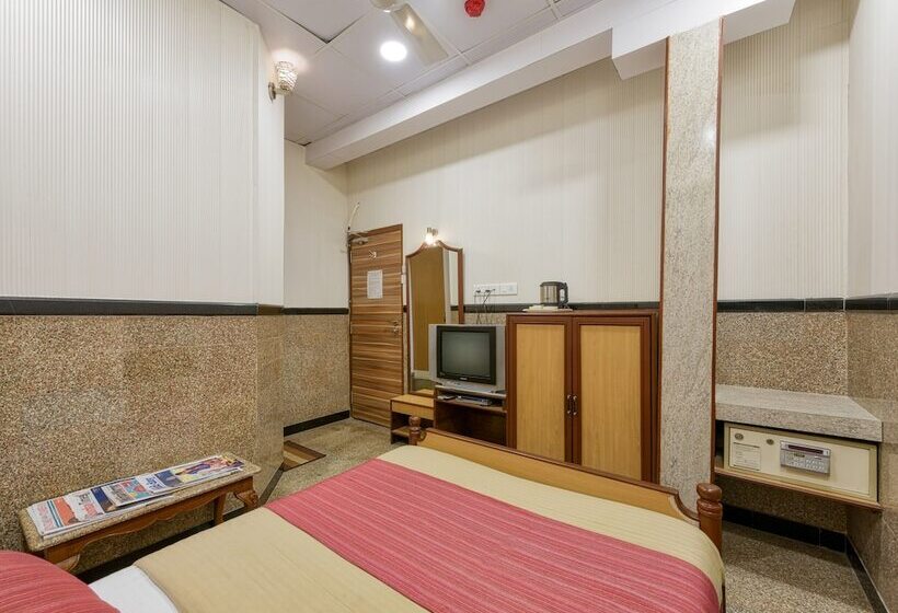 اتاق استاندارد, Royal Castle