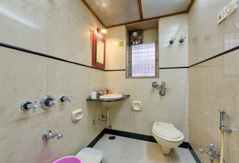 اتاق لوکس, Royal Castle