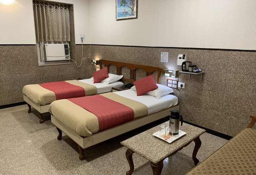 اتاق لوکس, Royal Castle