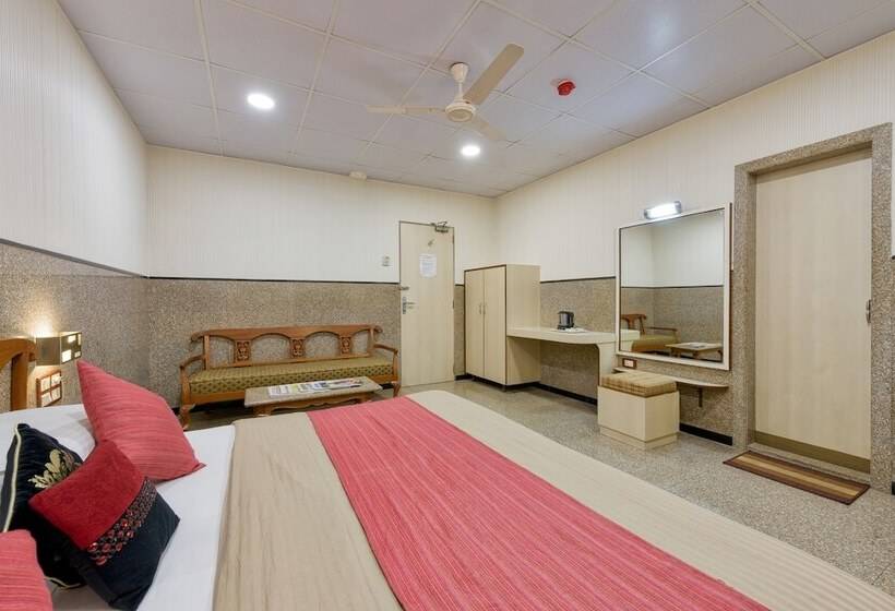 اتاق لوکس, Royal Castle