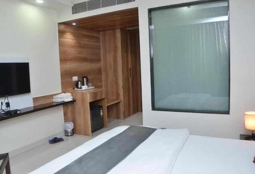 Superior Room, Sopan Heights