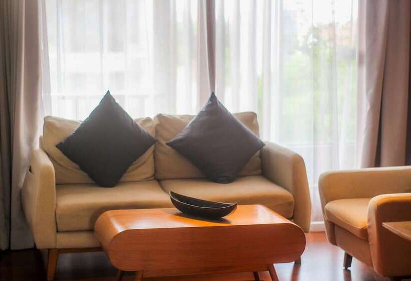 Полулюкс, The Haven Bali Seminyak
