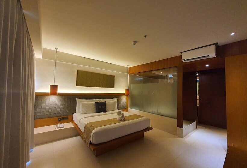 Люкс Вид на Бассейн, The Haven Bali Seminyak