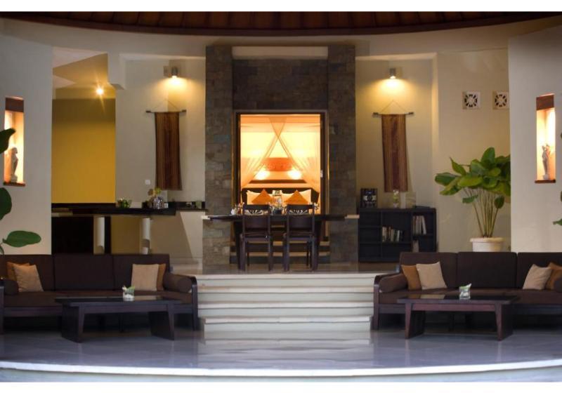 Вилла 3 Спальни, The Kunja Villas