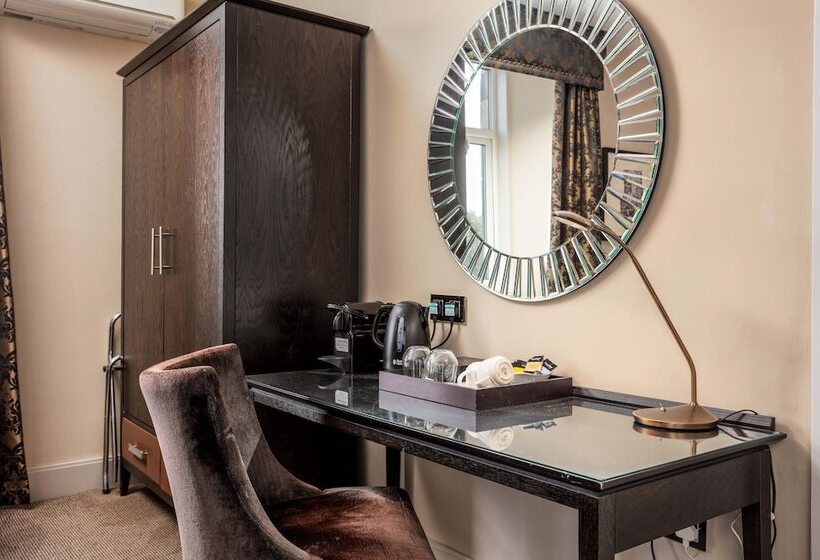 חדר דלוקס, The Kylestrome