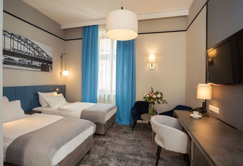 プレミアムルーム, Unicus Krakow Old Town   Destigo Hotels