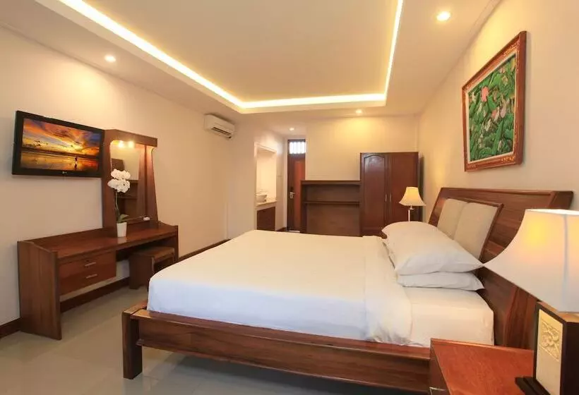 اتاق لوکس با چشم‌انداز استخر, Matahari Bungalow