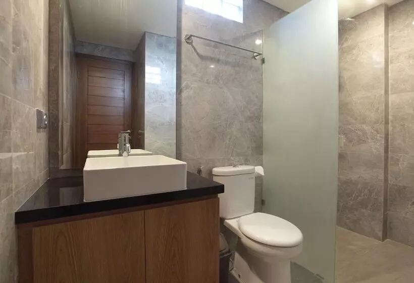 اتاق لوکس با چشم‌انداز باغ, Matahari Bungalow