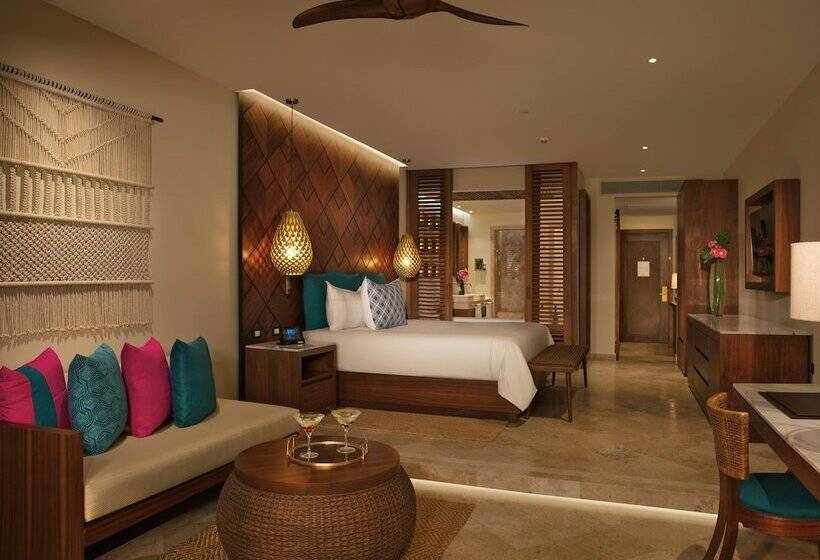 סוויטת ג'וניור מיטת קינג, Secrets Maroma Beach Riviera Cancun   Adults Only