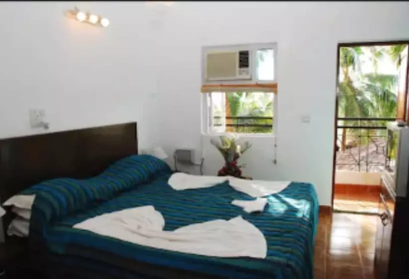 سوییت, Santana Beach Resort