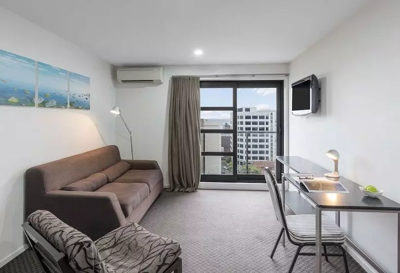 آپارتمان 1 خوابه, Nesuto St Martins Apartment