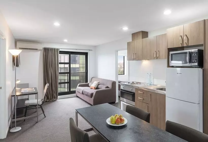 آپارتمان 2 خوابه, Nesuto St Martins Apartment