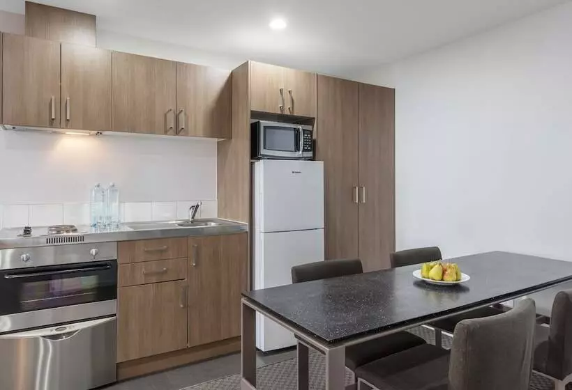 آپارتمان 2 خوابه, Nesuto St Martins Apartment