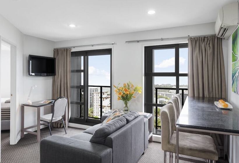 Апартаменты 2 Спальни, Nesuto St Martins Apartment