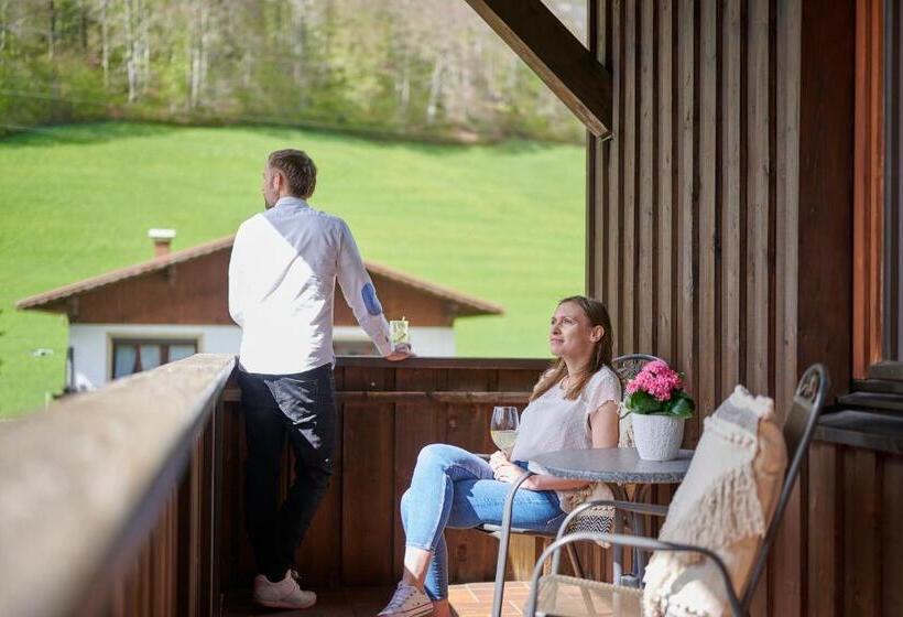 غرفة قياسية مزوَّدة بشُرفة, Der Klostertalerhof