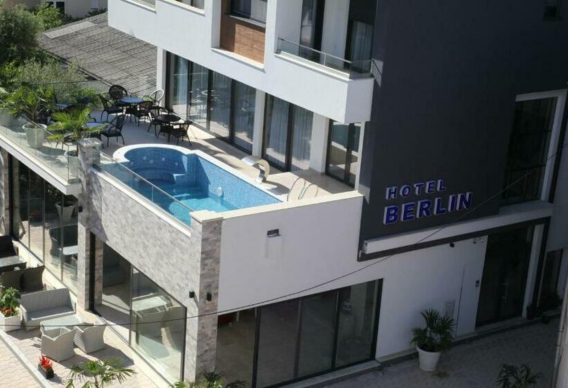 اتاق استاندارد, Premium Berlin With Pool