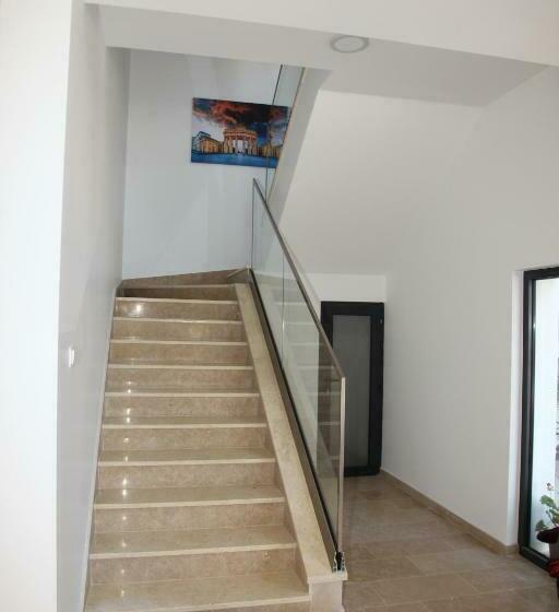 اتاق لوکس خانوادگی, Premium Berlin With Pool