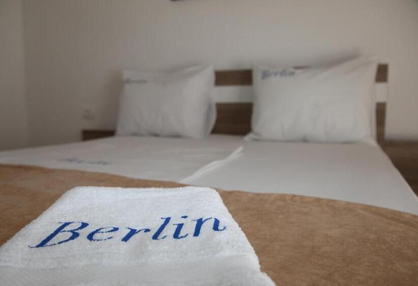 اتاق استاندارد, Premium Berlin With Pool