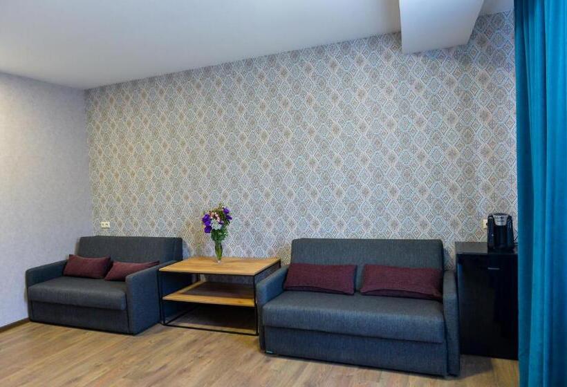 سوییت سوپریور, Tskaltubo Epic Hotel & Spa