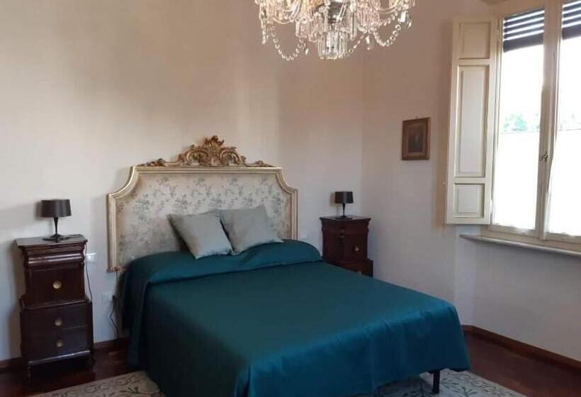 اتاق لوکس چهار تخته, Villa Magnolia Park