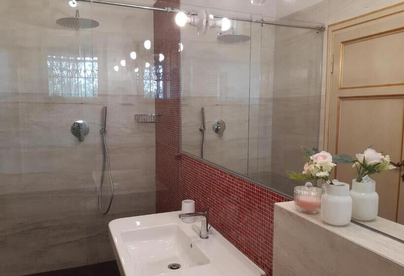 اتاق لوکس, Villa Magnolia Park