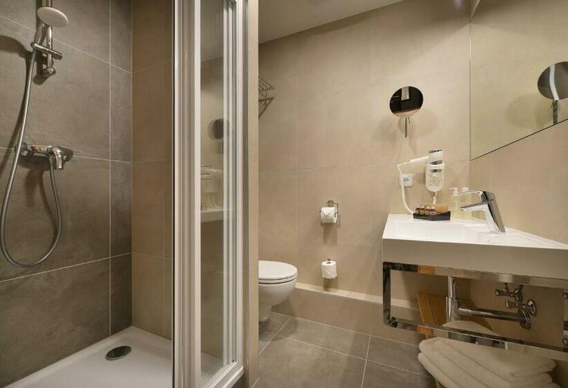 舒适型房间, Element