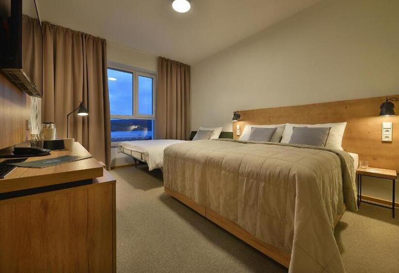 舒适三人间, Element