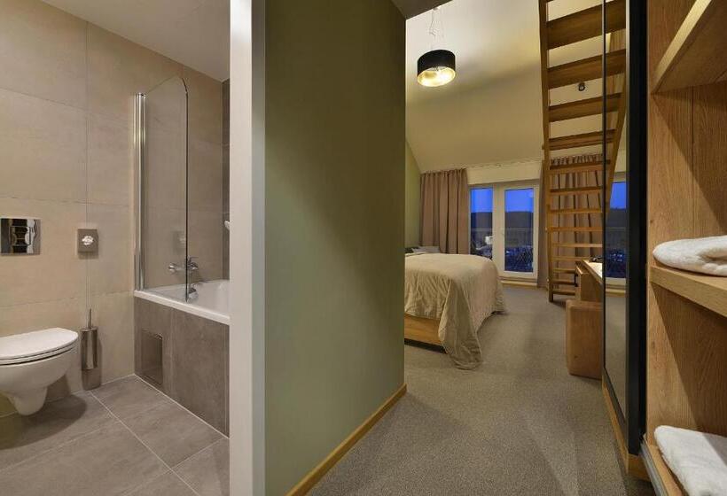 复式套房, Element