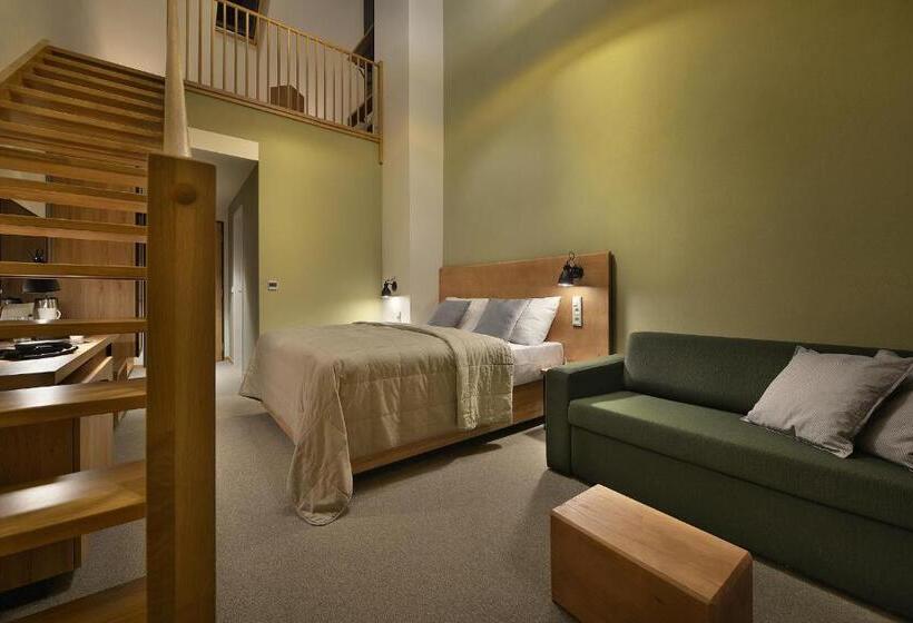 复式套房, Element