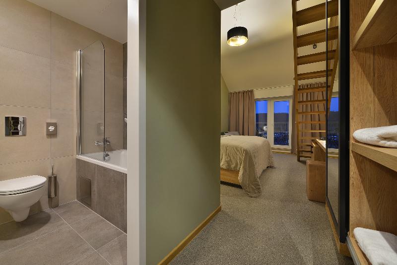 复式套房, Element