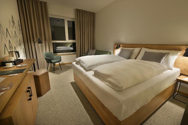 舒适型房间, Element