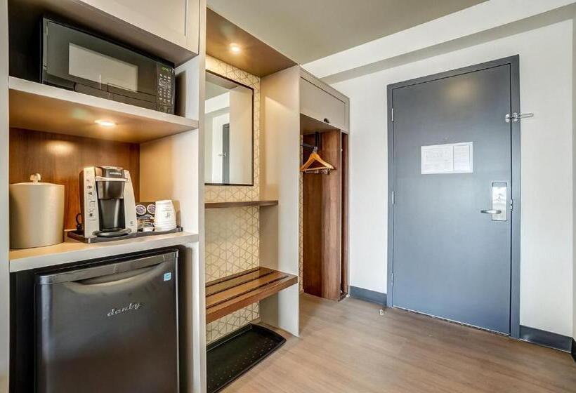 Номер Стандарт, Holiday Inn Gatineau   Ottawa, An Ihg