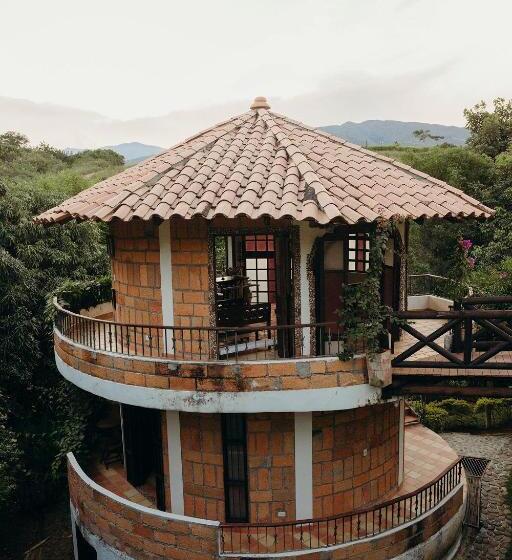 غرفة ديلوكس عائلية, Kalma